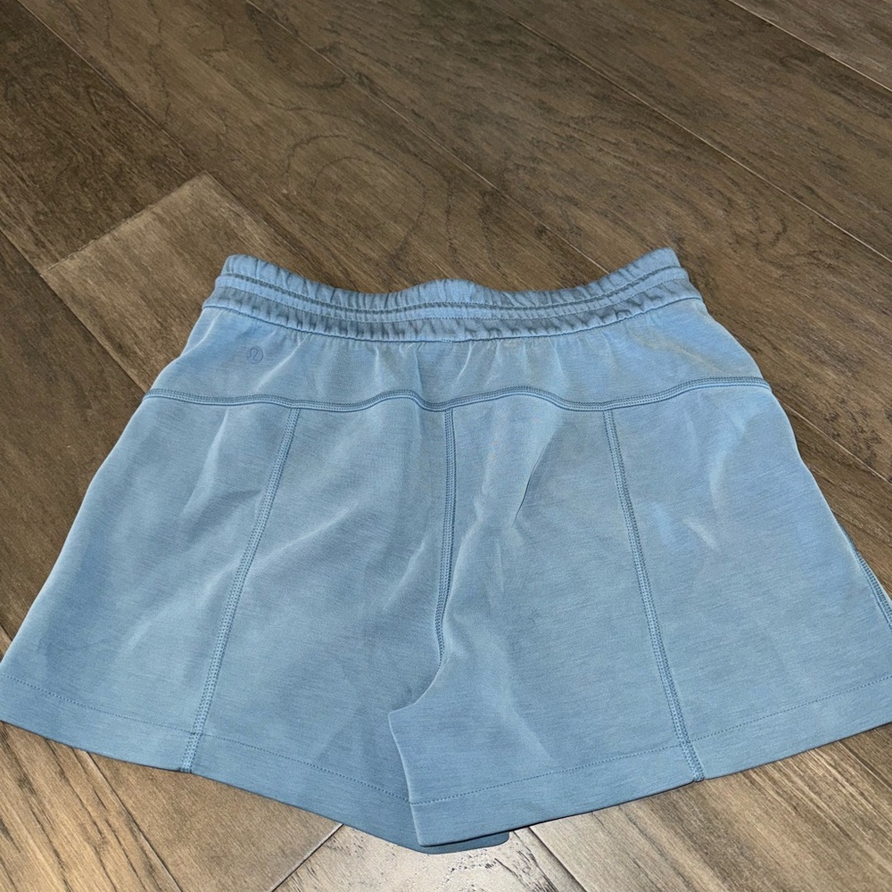 Lululemon softstreme shorts